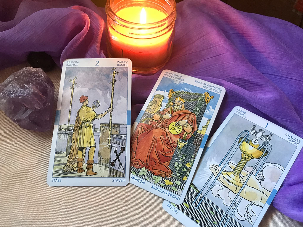 an-ultimate-guide-to-tarot-card-reading-hero